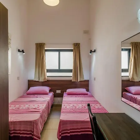 Getawaysmalta - Blue Harbour 3 Seafront In Apartamento *
